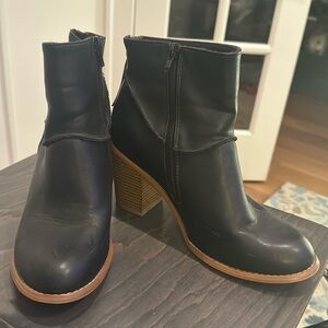 Alter’d State Black Leather ankle boots.